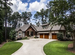 2601 Parrotts Pointe Rd, Greensboro, GA 30642