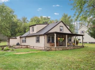 1426 Eastbrook Rd, New Castle, PA 16101