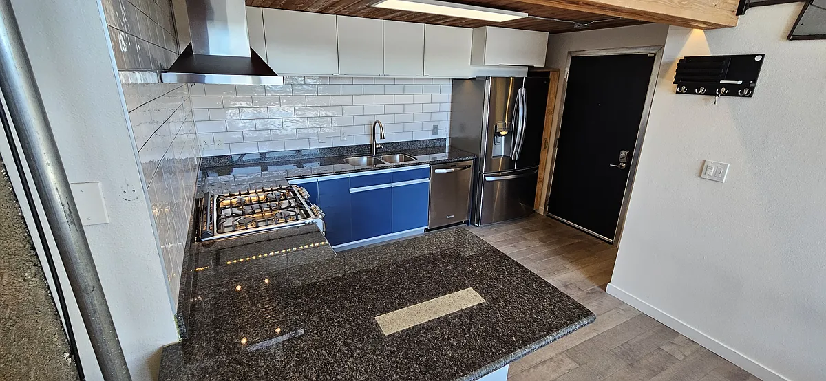 Entry and Kitchen - 66 Bell St #301