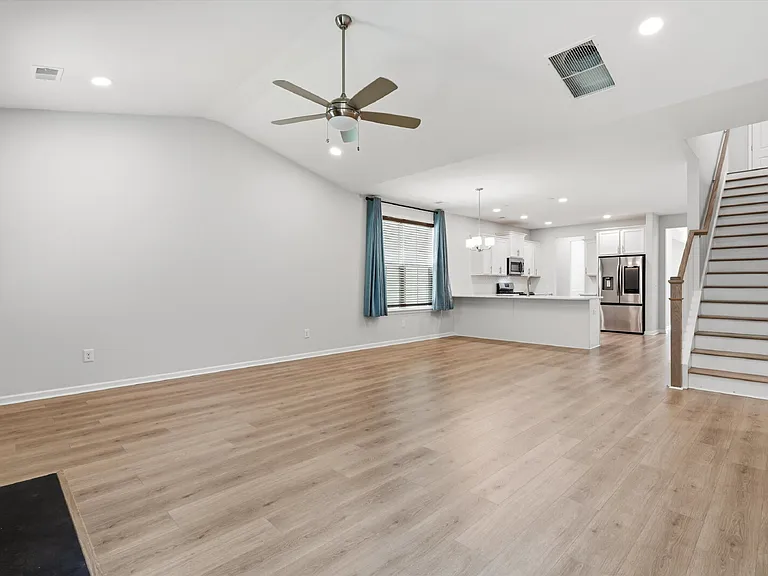 8646 Windsor Hill Blvd — Photo 16