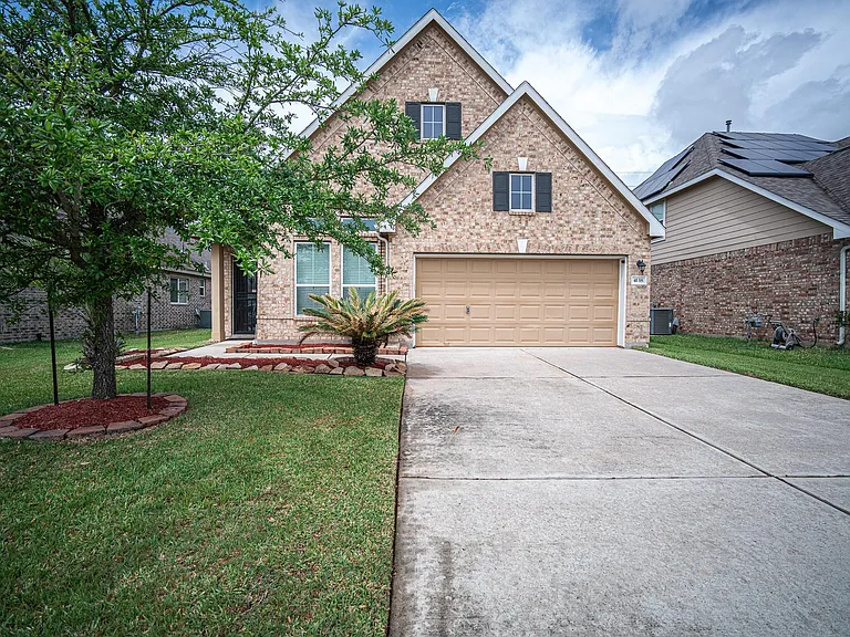 4138 Falvel Shadow Creek Dr — Photo 21
