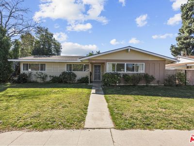 20118 Lassen St, Chatsworth, CA, 91311