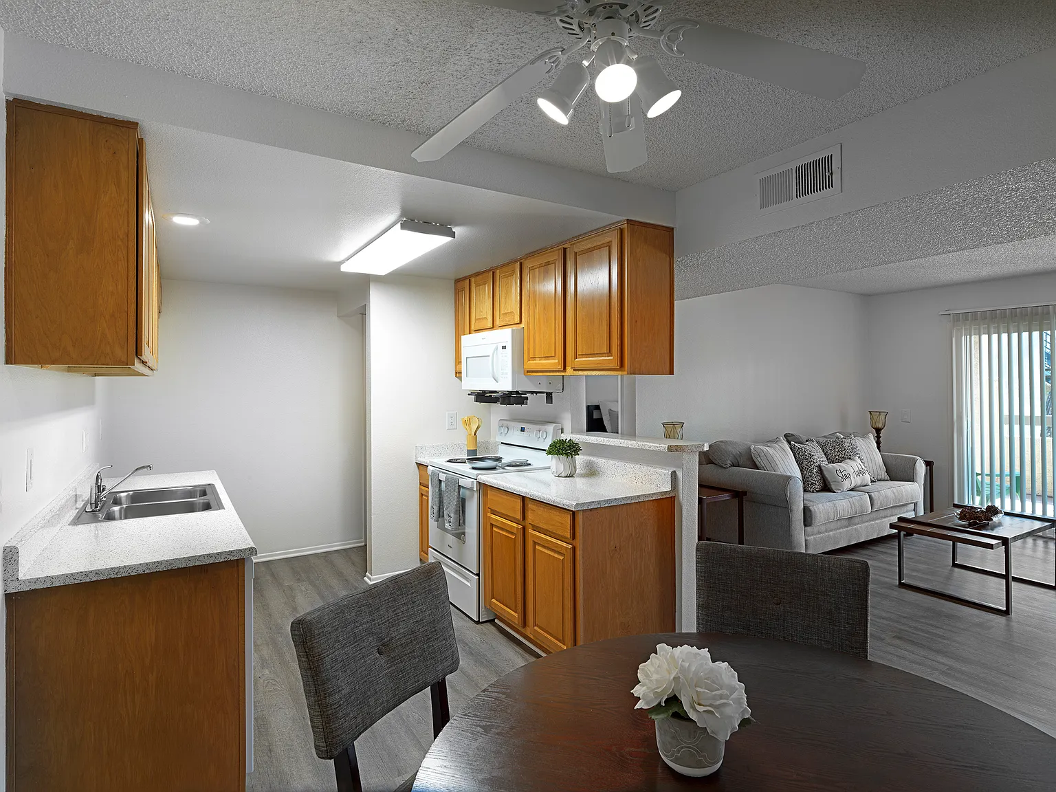 Mountainside Apartment Homes — Photo 3