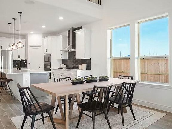 7th image of this home