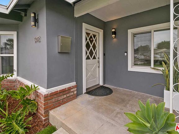 5th image of 5412 Wortser Ave