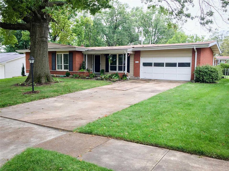 1st image of 9321 Queenston Dr