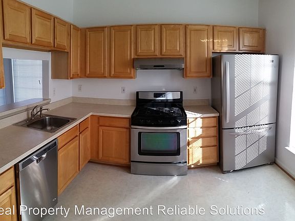 4th image of 115 Blackbird Hill Ln