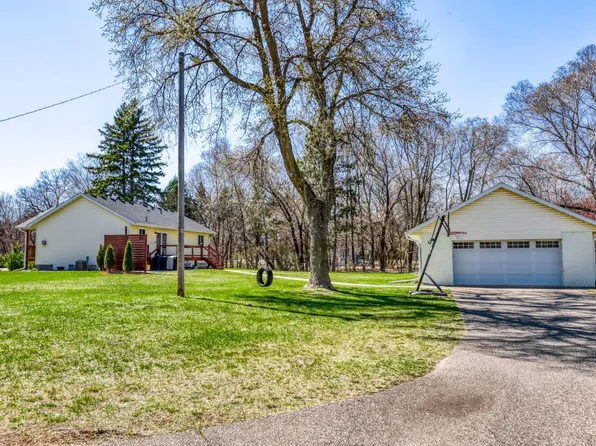 4745 Lexington Ave NE, Ham Lake, MN 55304
