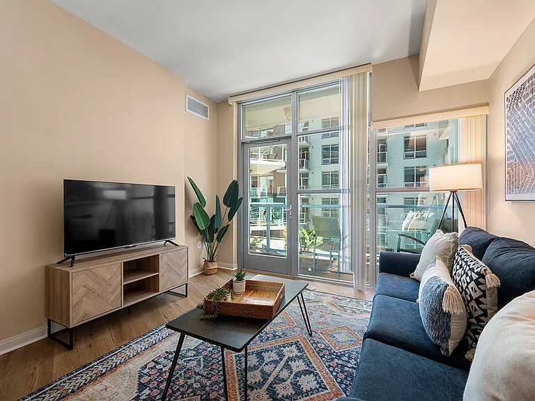 253 10th Ave #327 — Photo 3