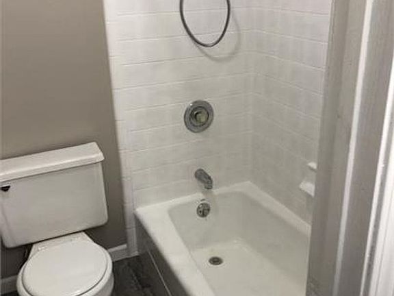 5th image of 906 E Sturgis St #10241232