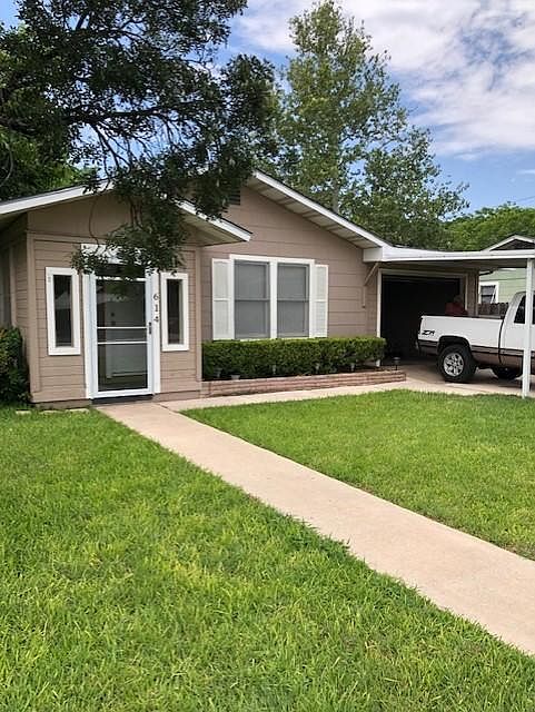 614 N Vaughan Ave, Seguin, TX 78155 | Zillow