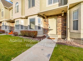 209 S Tamarak Cir #1, Lehi, UT 84043
