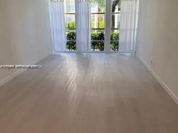851 Three Islands Blvd APT 116, Hallandale, FL 33009