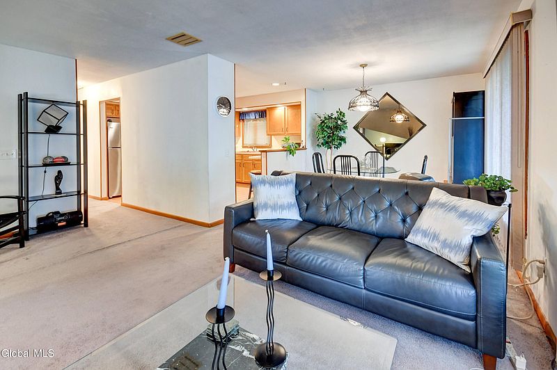5th image of 5 Wendfair Terrace