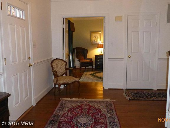 3rd image of 15500 Vine Cottage Dr