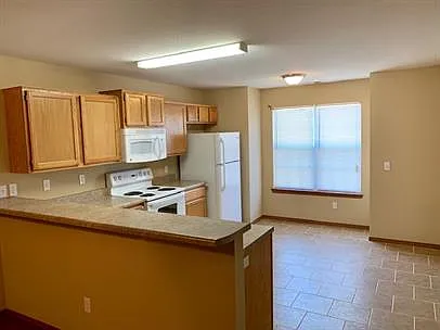 4205 SW Broadstone Ave #2 — Photo 5
