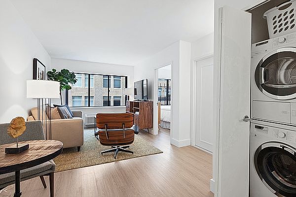 1st image of 160 W 24th St APT 9L