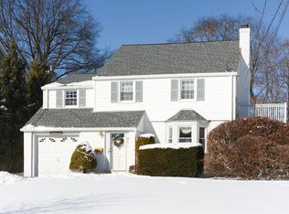91 Waldron Ave, Glen Rock, NJ 07452