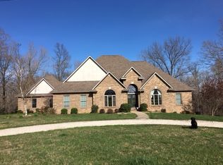 774 Masters Ln, Elizabethtown, KY 42701