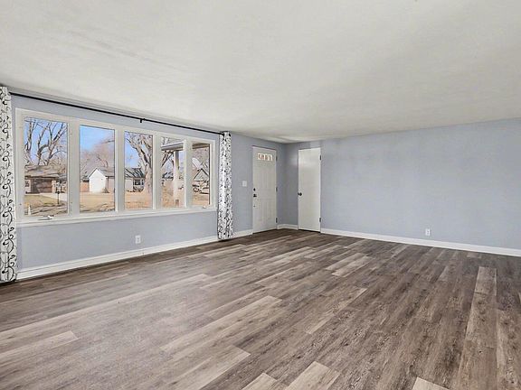 4th image of 244 Downey Dr