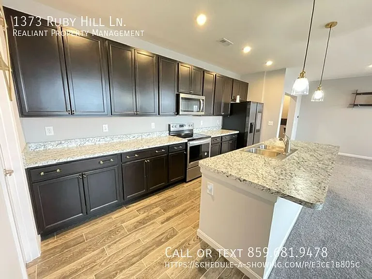 1373 Rubyhill Ln — Photo 18