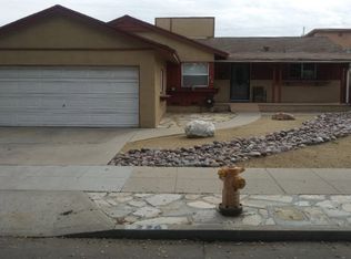 236 E 69th St, Long Beach, CA 90805