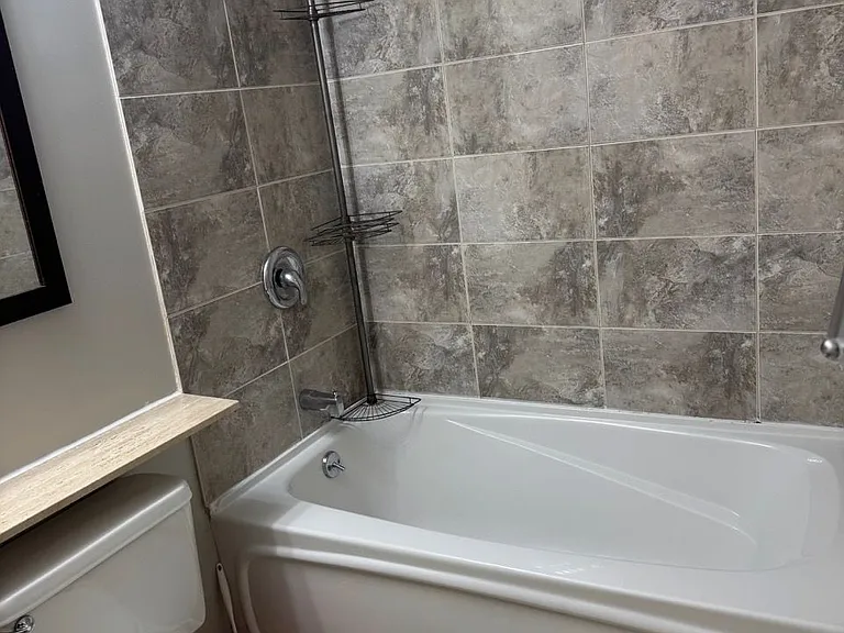 55 Bloor St E #702 — Photo 22