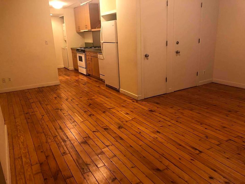 1st image of 119 Garfield Pl #11