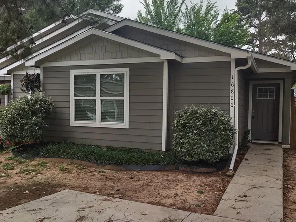 16800 Crestmont, Montgomery, TX 77316