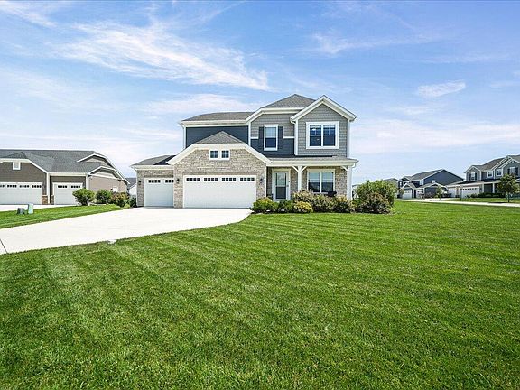 2nd image of 533 Lily Ct