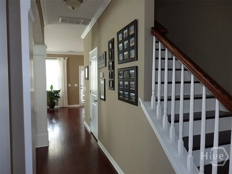 Garden Hills Loop — Photo 12
