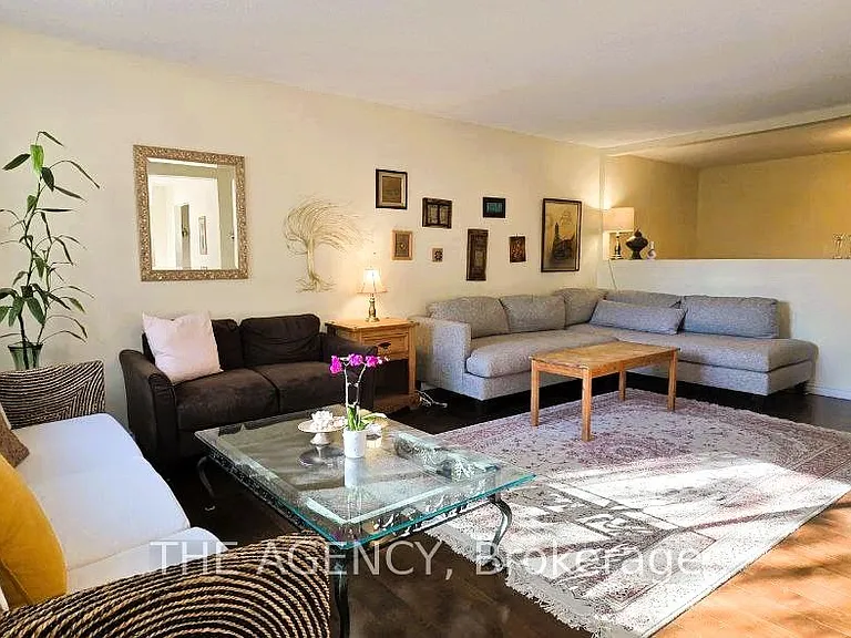 69 Silas Hill Dr #UPPER — Photo 2