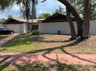1690 Curlew Rd, Dunedin, FL 34698