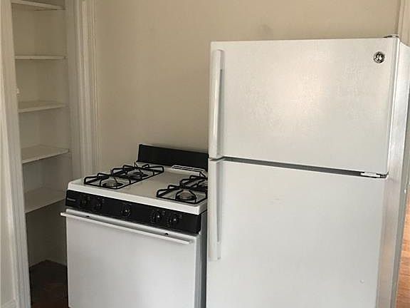 3rd image of 364 Ashford Ave APT 2