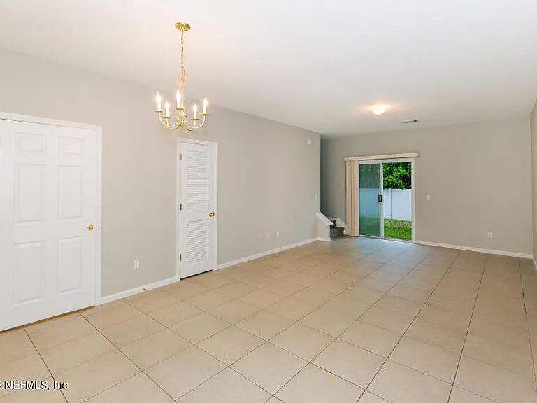 365 Scrub Jay Dr — Photo 3