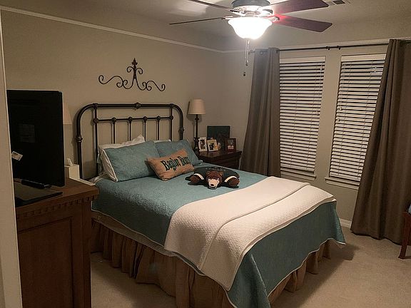 5th image of 2852 Oakbriar Trl