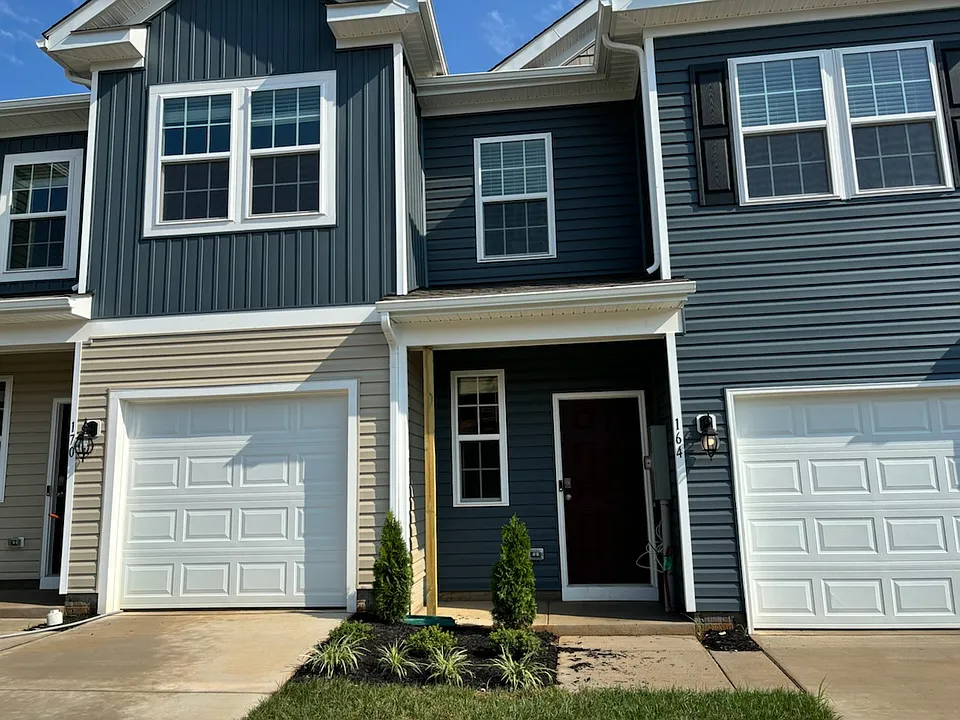 186 Caterpillar Dr