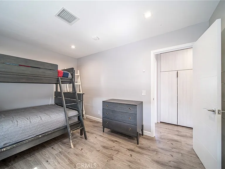 8711 Mossford Dr — Photo 37
