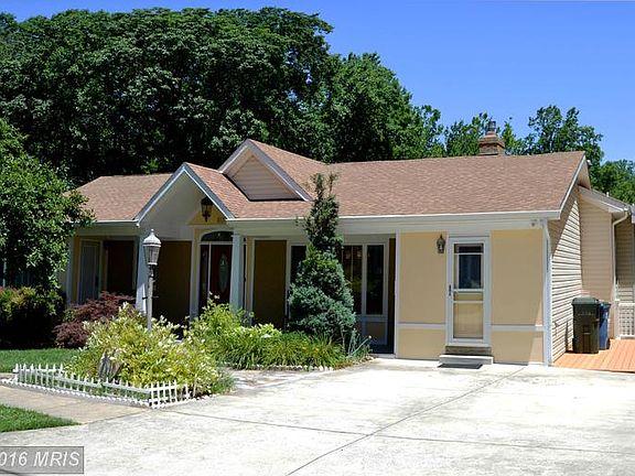 2nd image of 8137 Briar Creek Dr