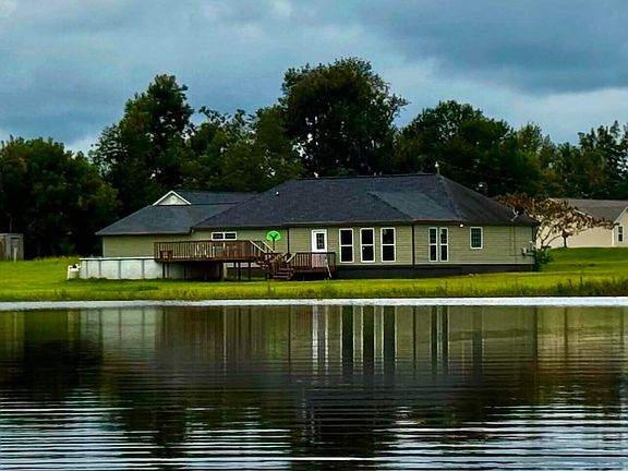 3rd image of 176 Matts Way