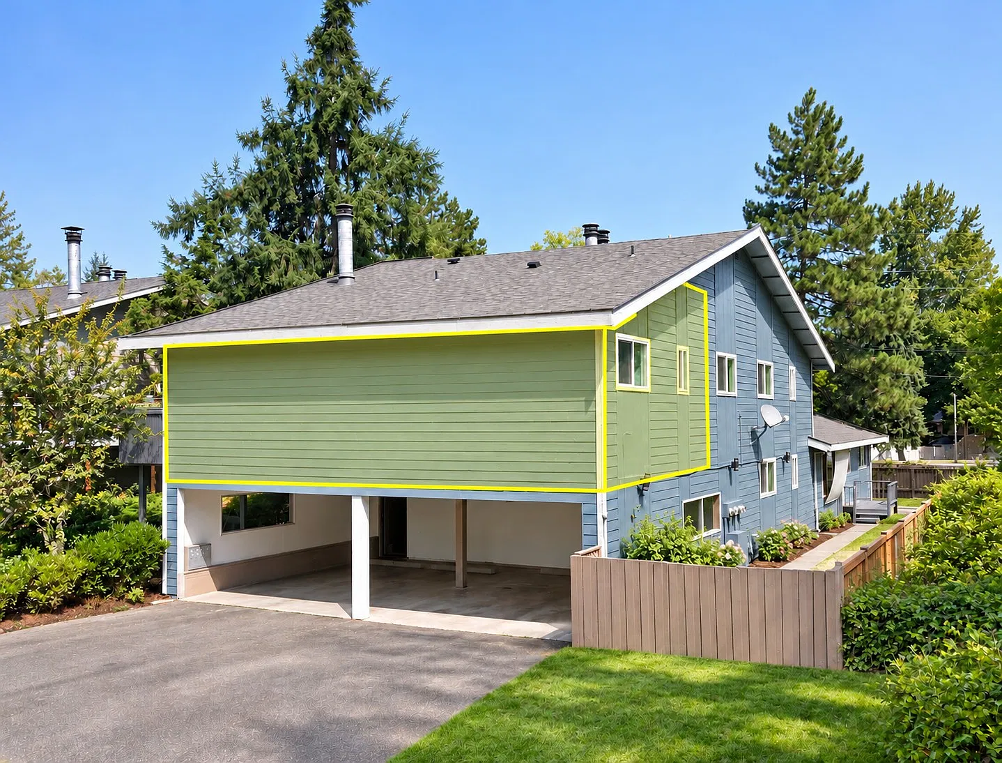 2 bed, 884 sqft, $1,898 — Photo 1