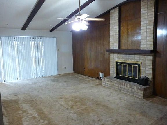 5th image of 1906 Aspen Ln