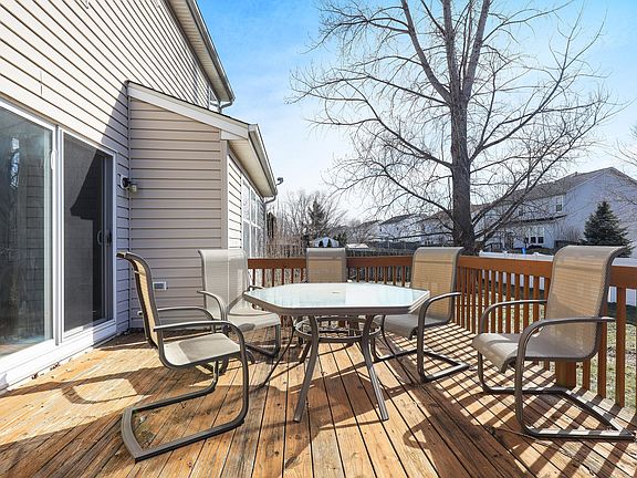 4th image of 719 Trent Dr