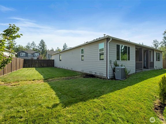 4th image of 17436 129th Ave E