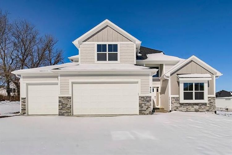 1st image of 1815 Meadow Ln