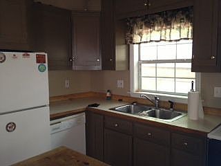 2nd image of 705 Redwine St