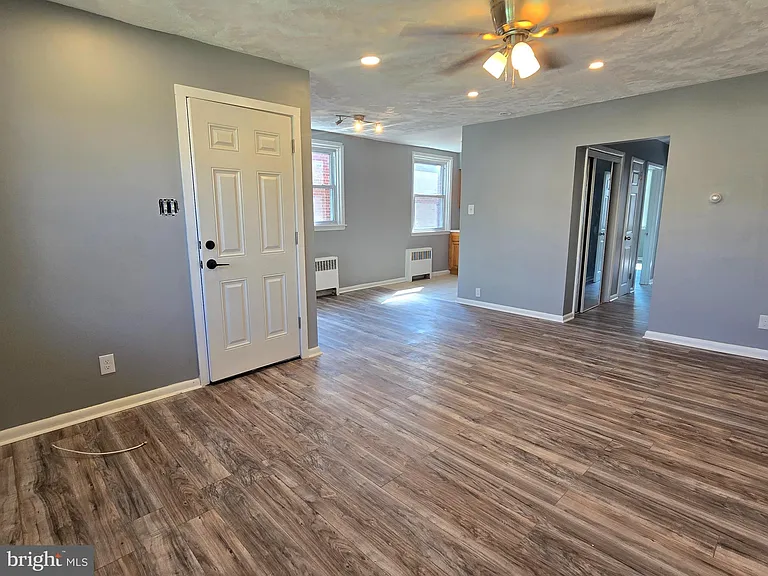 934 E Durard St #1 — Photo 4