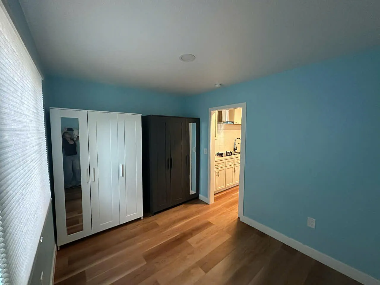 2 bed, 500 sqft, $2,800 — Photo 3