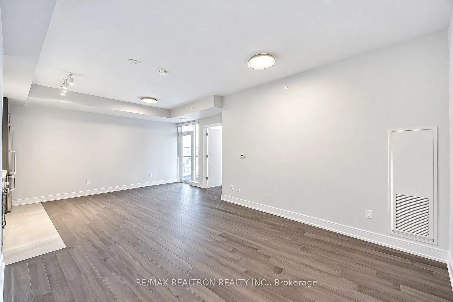1 bed, $2,680 — Photo 4