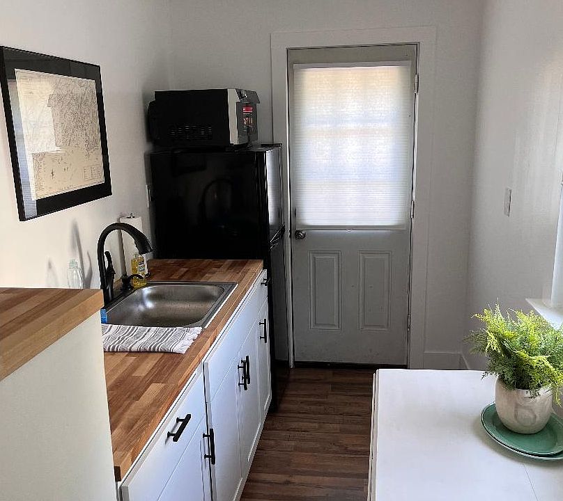 1st image of 508 Saint John St #1